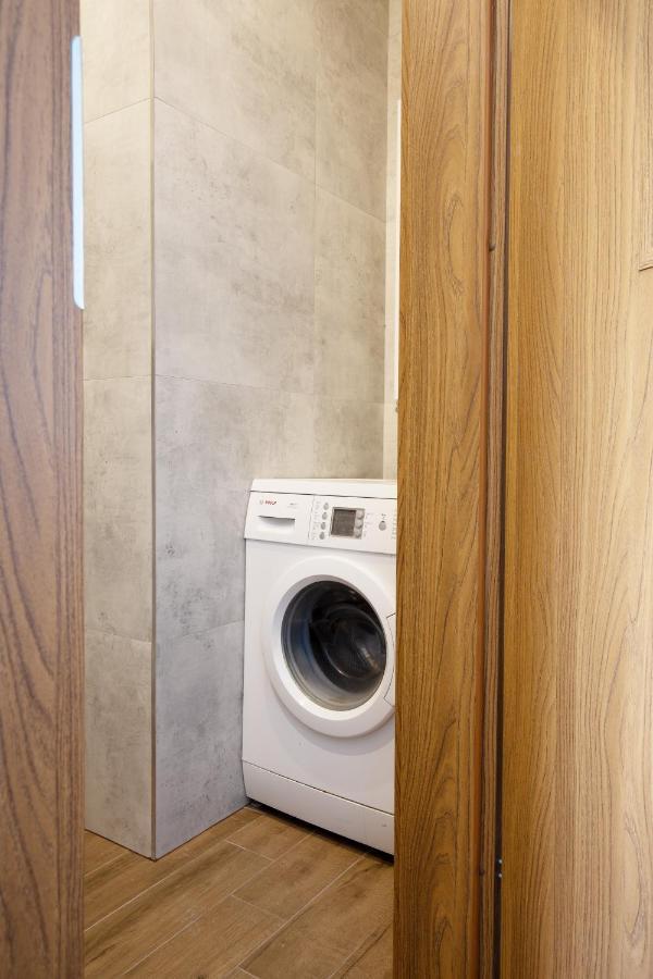 לודז' Royal Aparthotel Piotrkowska 33 מראה חיצוני תמונה